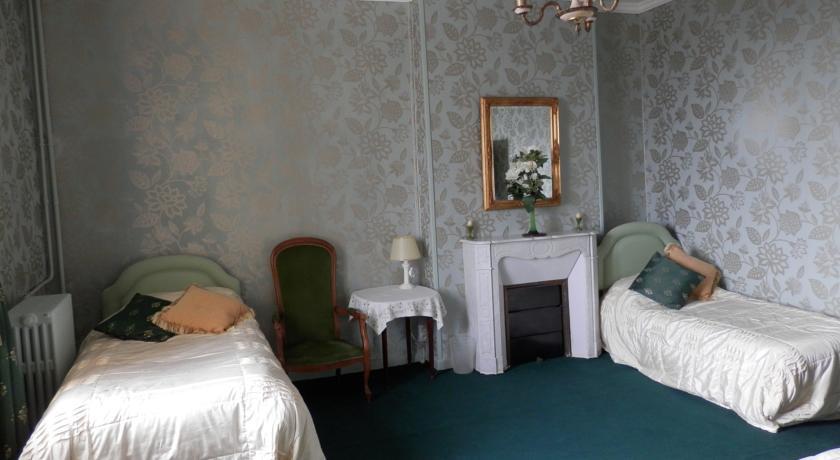 Chateau Ardilleux Room photo