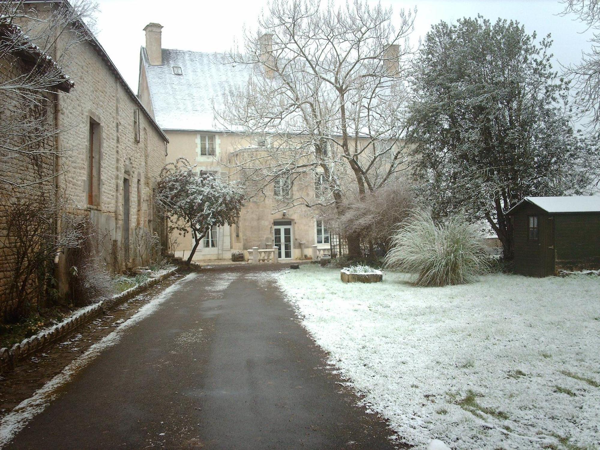 Chateau Ardilleux Exterior photo